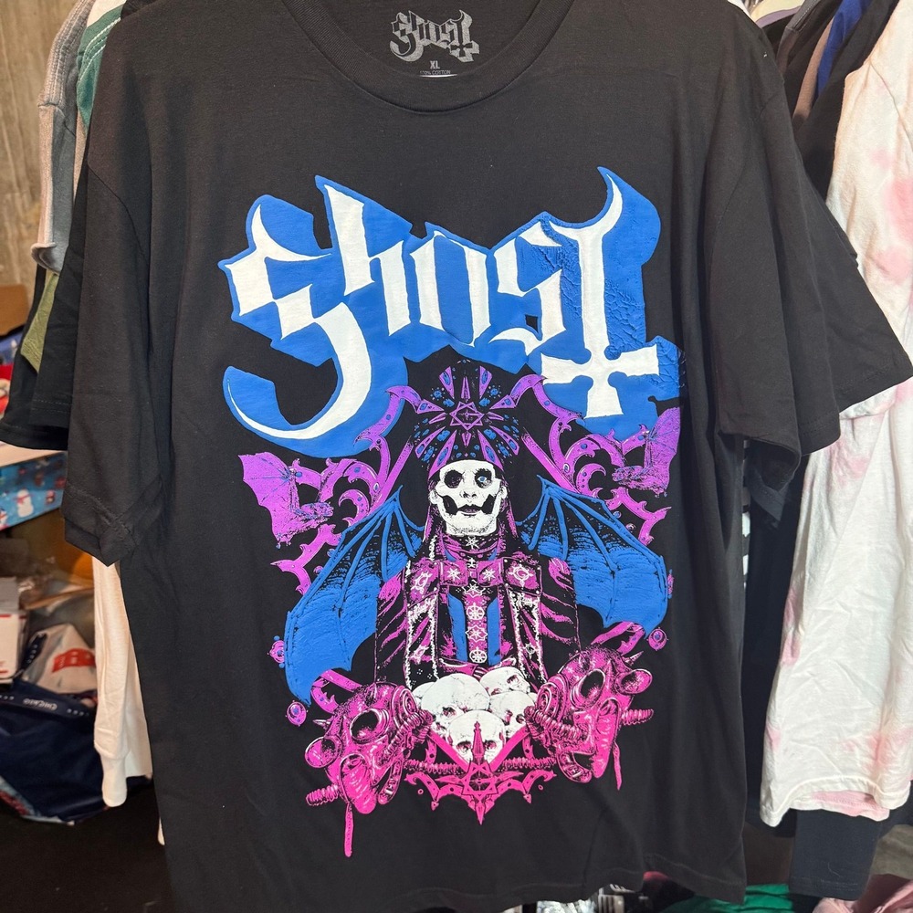 Ghost - Puff print preacher NWOT size XL